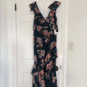 Lulu’s Maxi Floral Dress